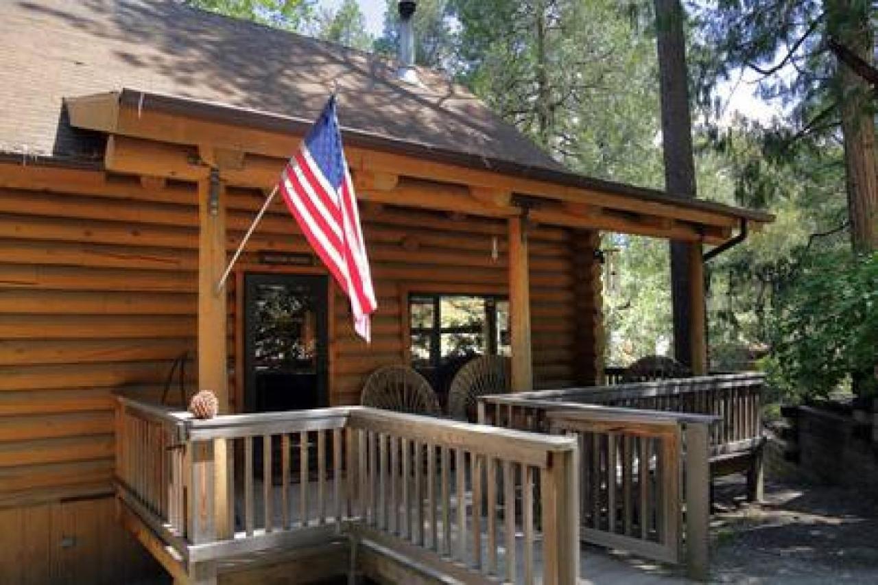 Eagles Nest - Natural Log Cabin With Guest House Idyllwild Eksteriør bilde
