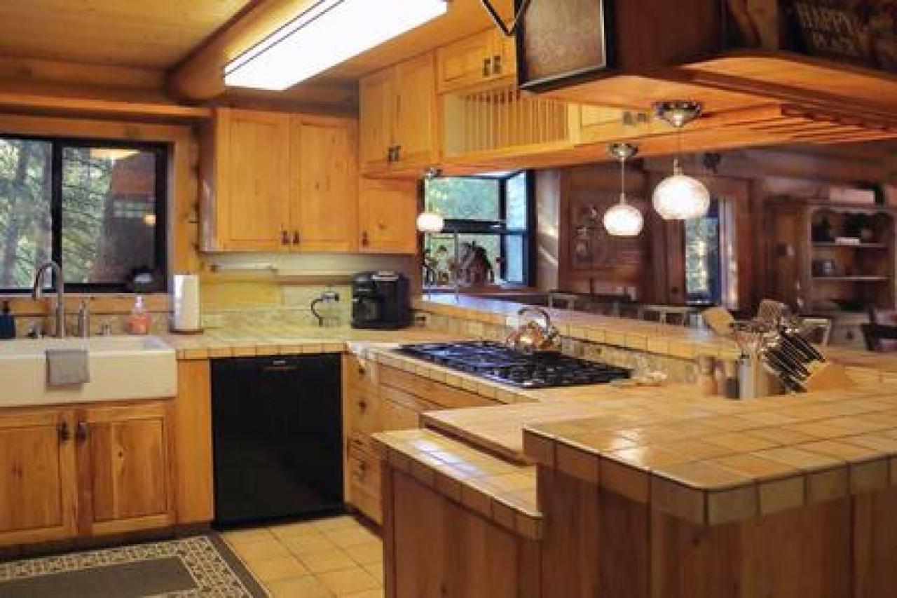 Eagles Nest - Natural Log Cabin With Guest House Idyllwild Eksteriør bilde
